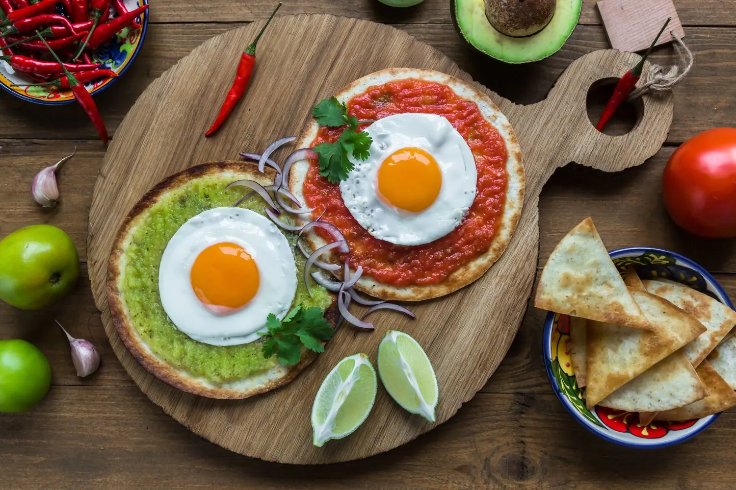 Meksykańskie śniadania z jajkami: huevos rancheros i inne